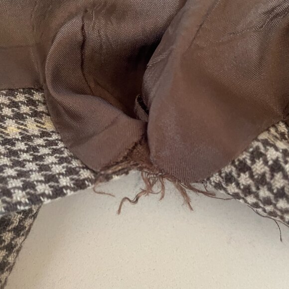 Pendleton Wool Mini Skirt in Brown Plaid, Size 16 - Picture 6 of 8